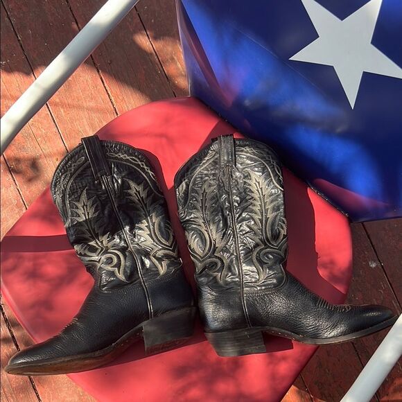 Tony Lama Black Leather Cowboy Boots with Embroidered Design Style 6904 Size 9 D - Picture 14 of 16